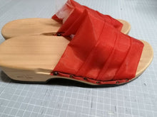 Nina Bernert-Holzpantine ,,A,,